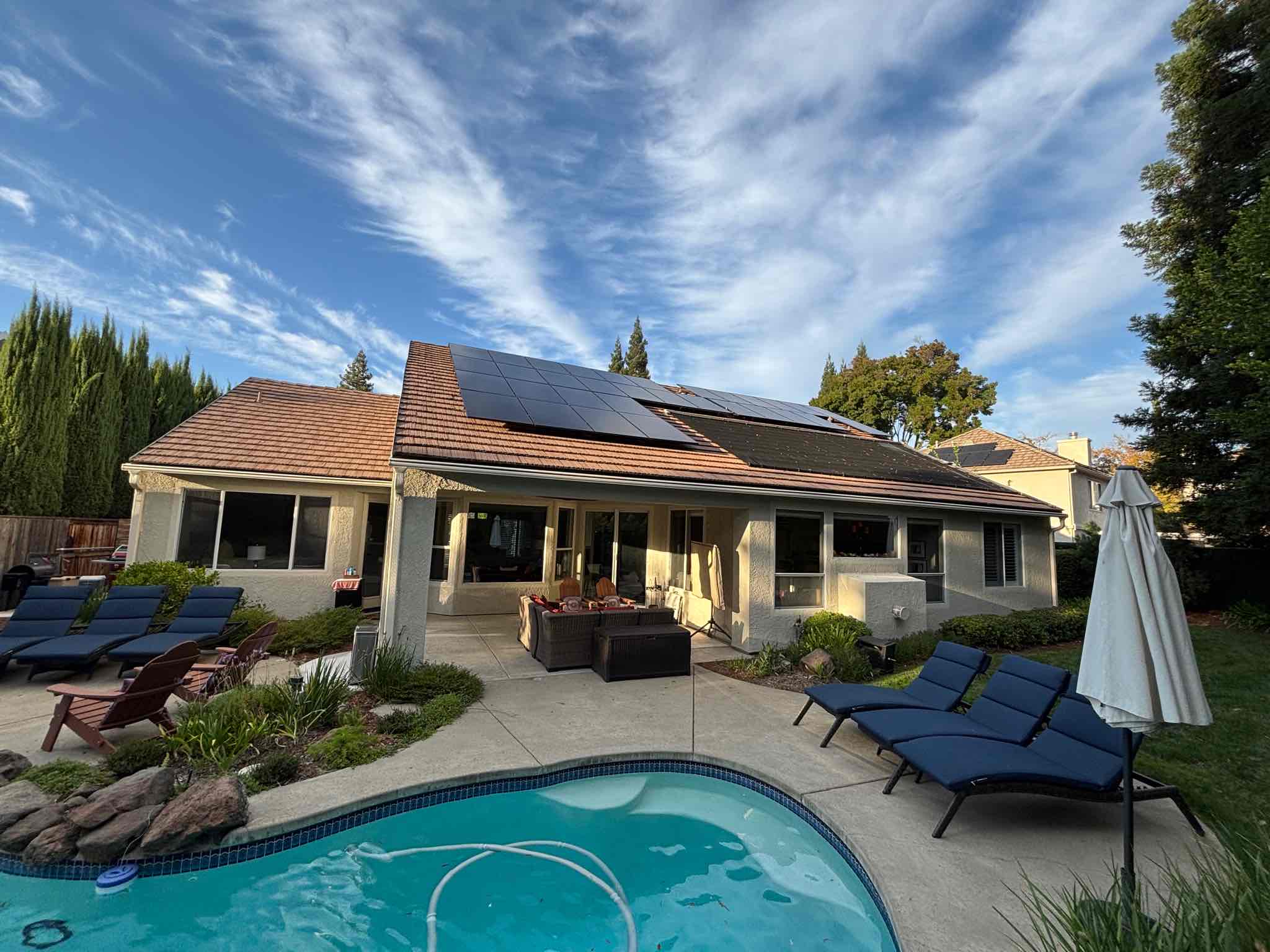 Home with a rooftop solar system in Northern California